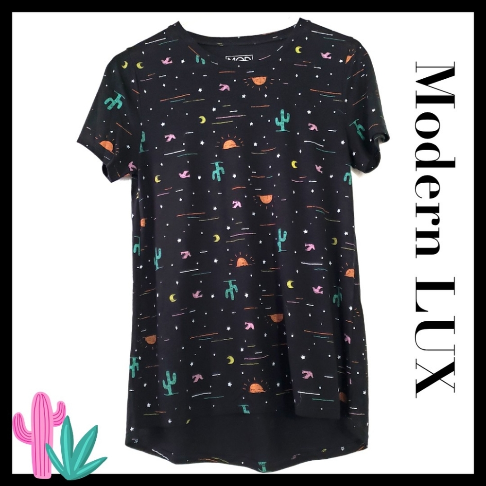 ♥️ $  3/$15 ModernLux:Size:M/Black Cactus Graphic Tee